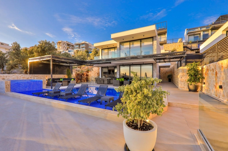 Villa Dry White Image 0