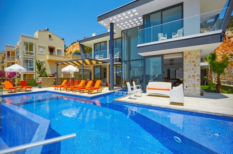 Villa Unlimited 1 Image 0