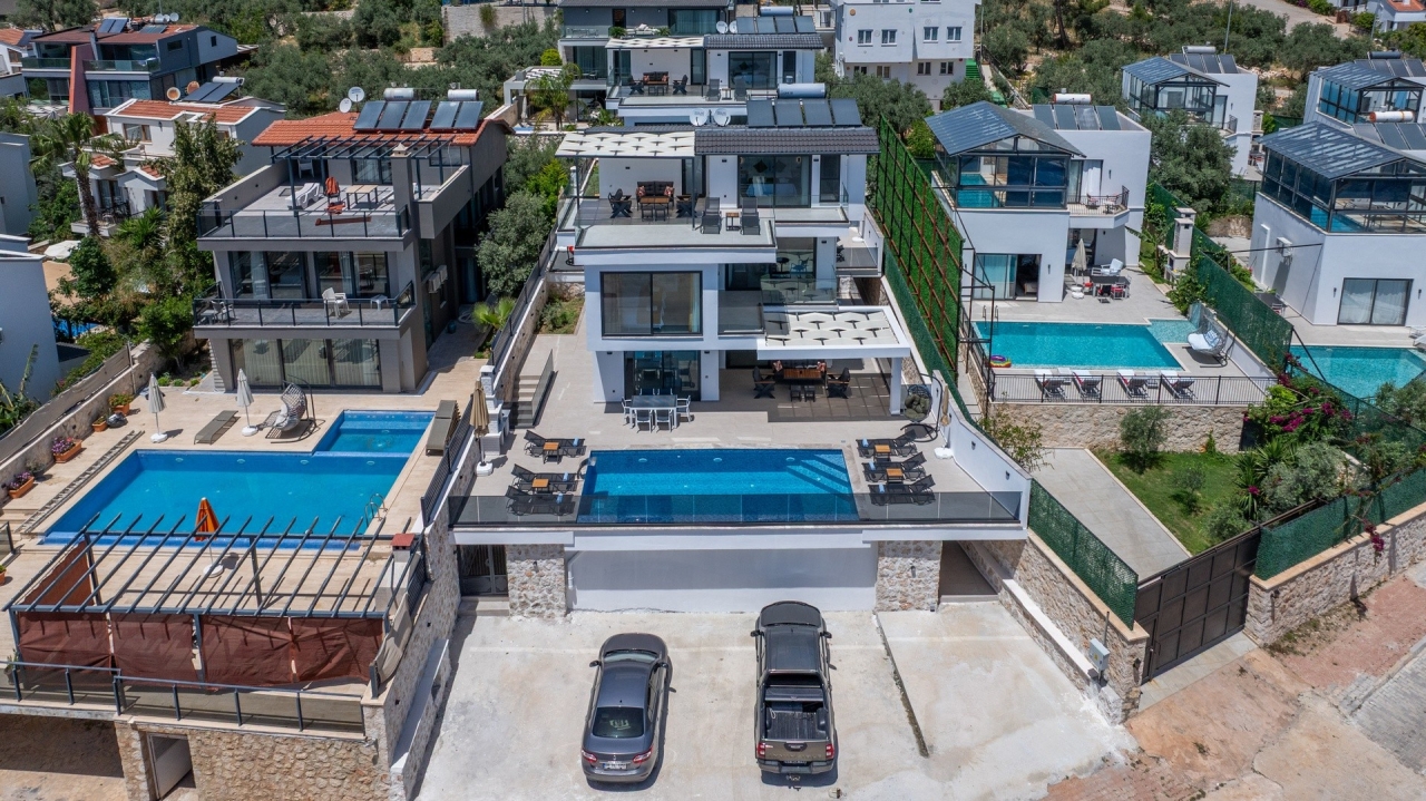 Villa Lovelet 2 Image 2