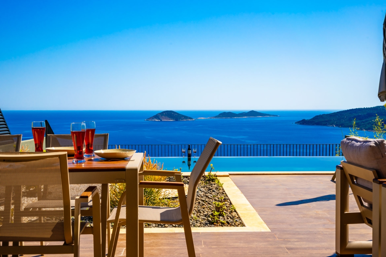 Villa Aura C Image 2