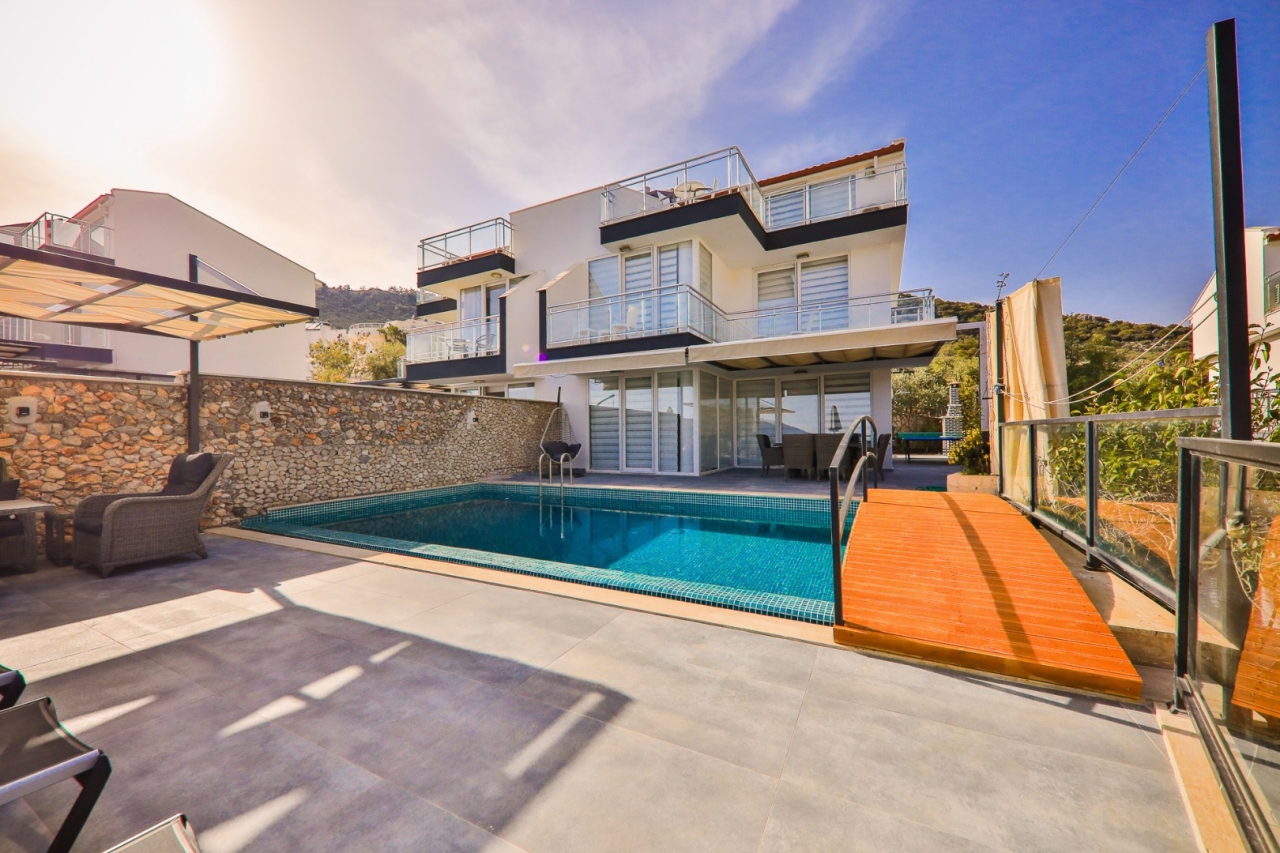 Villa Royal 1 Image 2